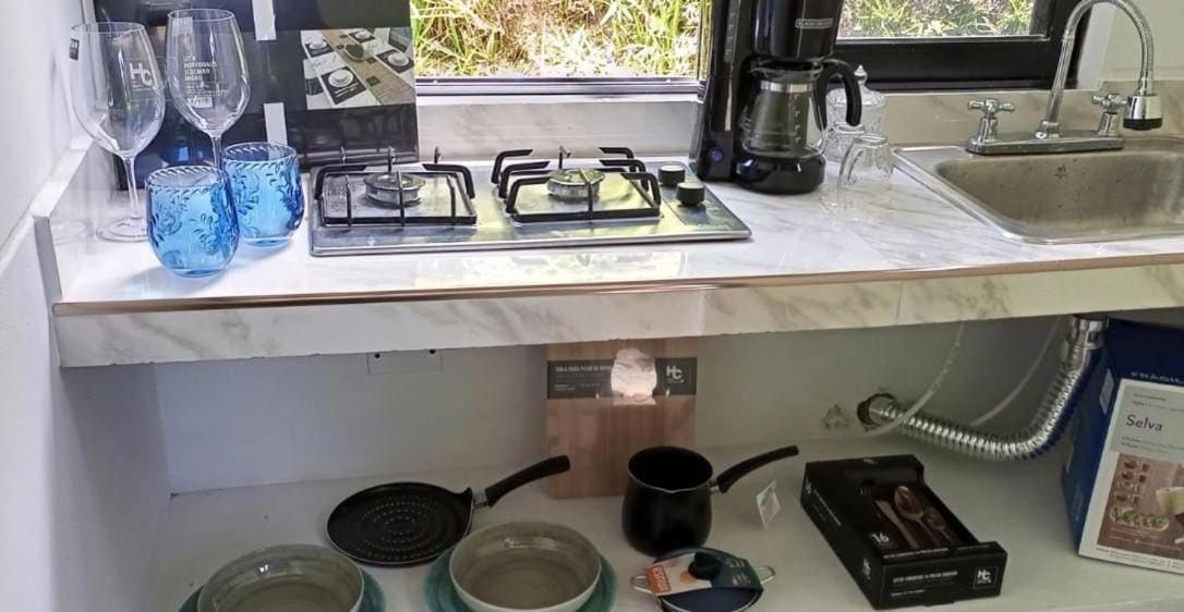 Sin Prisa "Not Rush" Cabana Preciosa! Con Jacuzzi, Vista Y Acceso Directo Al Embalse, Vista A La Piedra , Deporte Acuatico Paddle Board And Breakfast Incluidos ! Imperdible Guatape Exterior photo